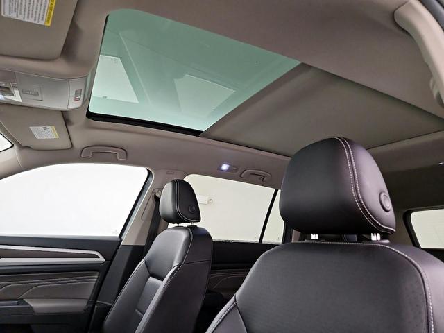 Photo of 2021 Gray Volkswagen Atlas