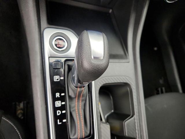 Photo of 2020 Blue Nissan Sentra