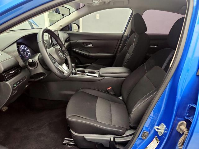 Photo of 2020 Blue Nissan Sentra