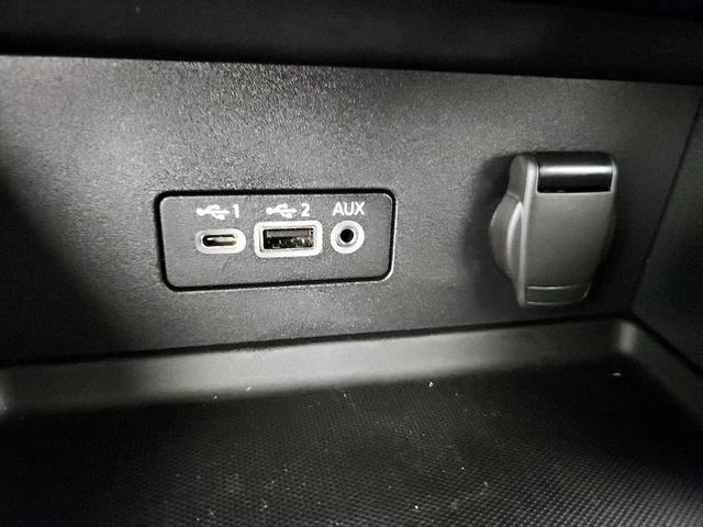 Photo of 2020 Blue Nissan Sentra