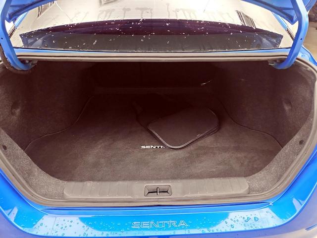 Photo of 2020 Blue Nissan Sentra