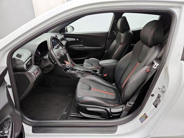 Photo of 2020 White Hyundai Veloster