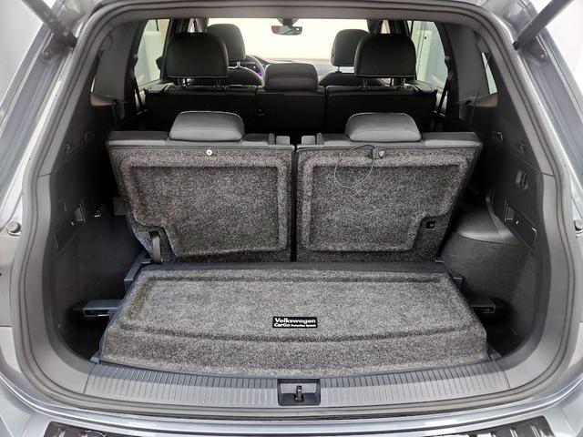 Photo of 2023 Gray Volkswagen Tiguan