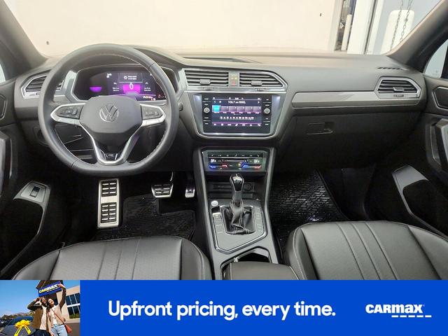 Photo of 2023 Gray Volkswagen Tiguan