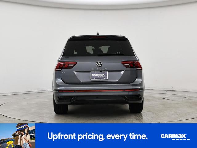 Photo of 2023 Gray Volkswagen Tiguan