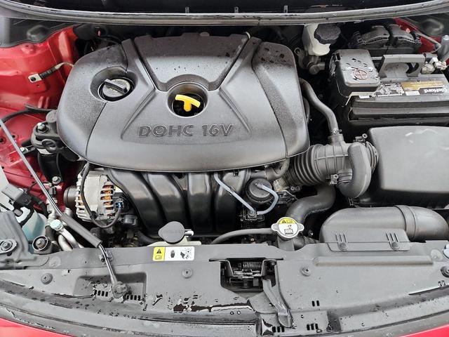 Photo of 2013 Red Hyundai ELANTRA