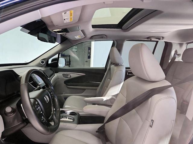 Photo of 2023 Blue Honda Ridgeline