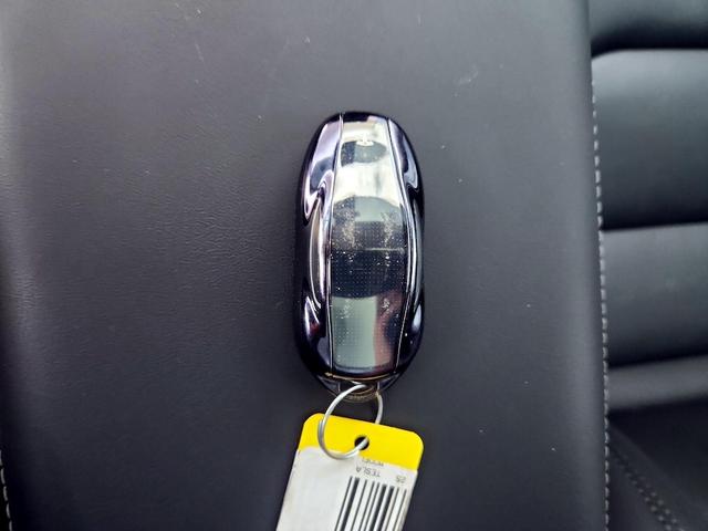 Photo of 2025 Gray Tesla Model Y