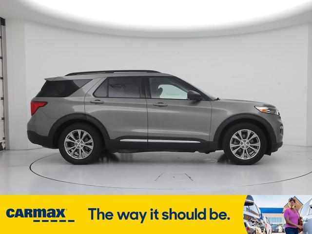 Photo of 2020 Gray Ford Explorer