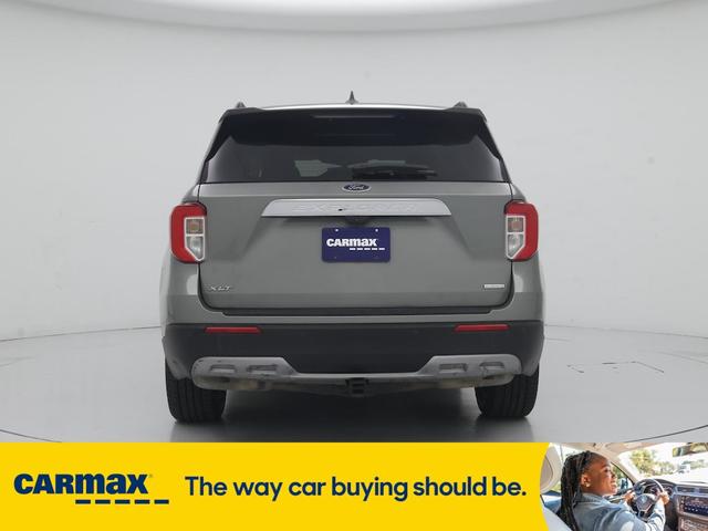 Photo of 2020 Gray Ford Explorer