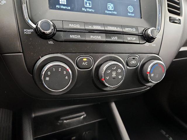 Photo of 2018 White Kia Forte