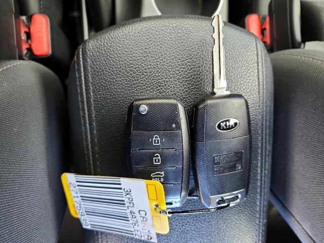 Photo of 2018 White Kia Forte