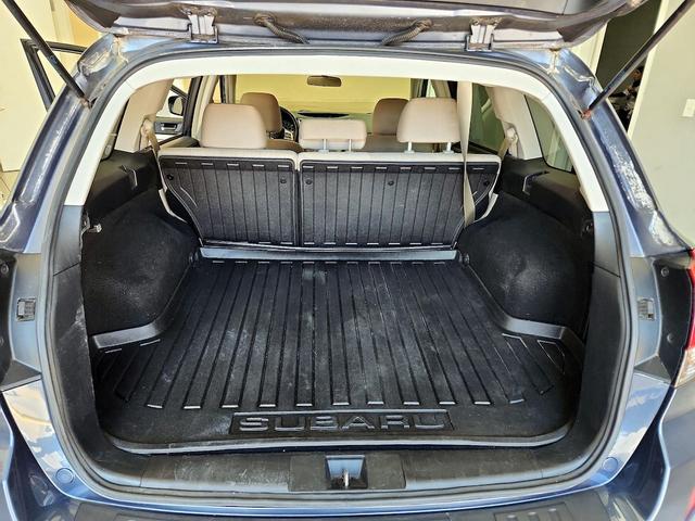 Photo of 2014 Blue Subaru Outback