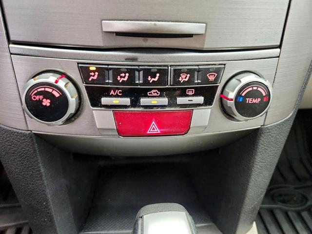 Photo of 2014 Blue Subaru Outback