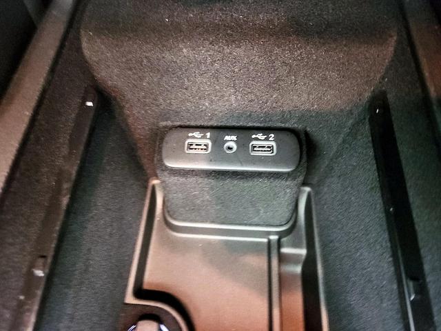 Photo of 2022 Green Dodge Charger