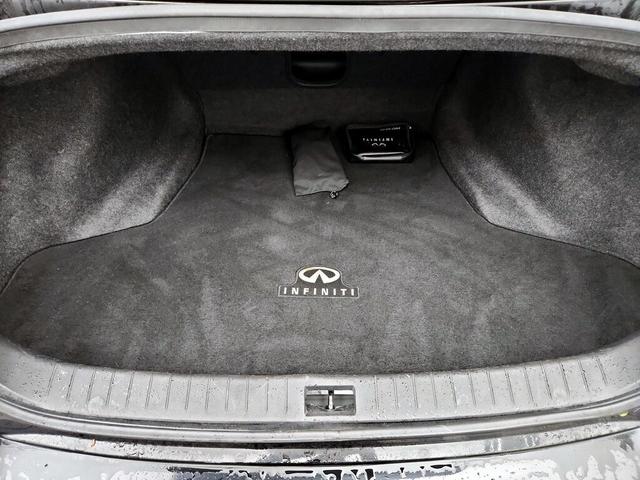 Photo of 2015 Black INFINITI Q50