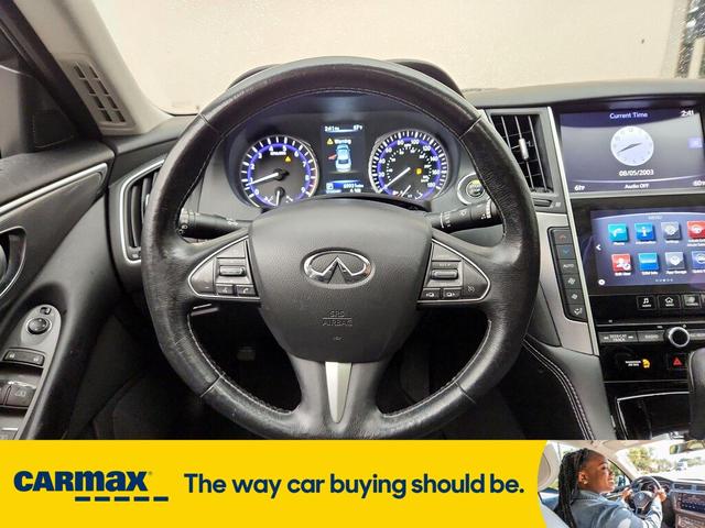 Photo of 2015 Black INFINITI Q50