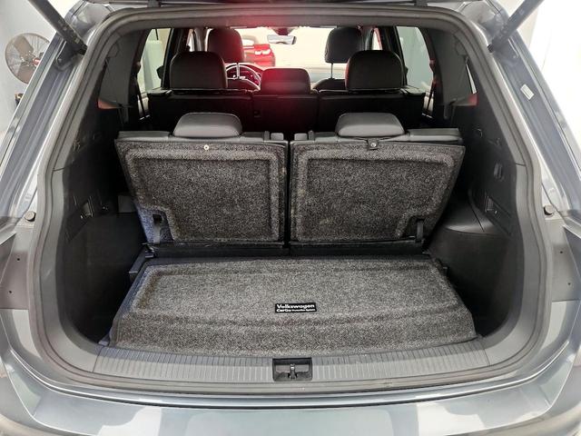 Photo of 2022 Gray Volkswagen Tiguan