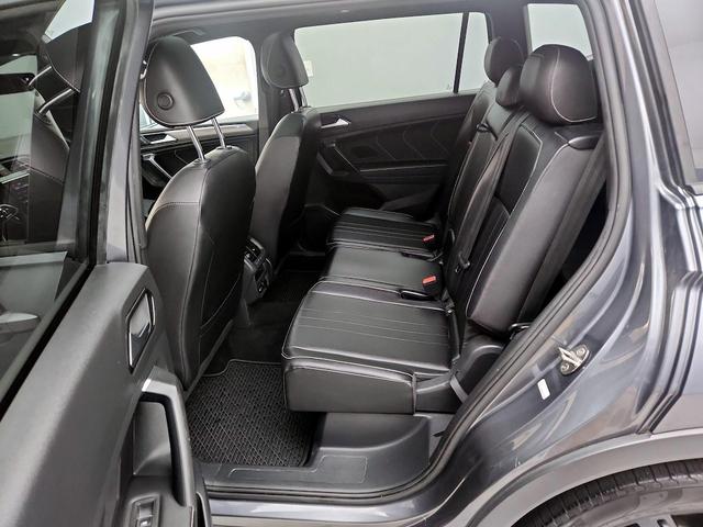 Photo of 2022 Gray Volkswagen Tiguan