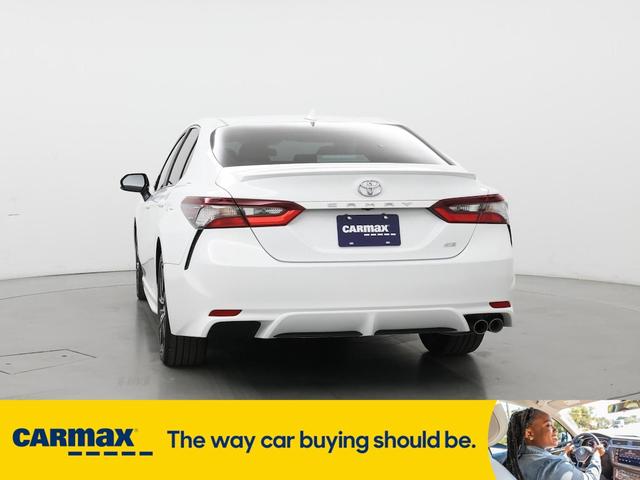 Photo of 2024 White Toyota Camry