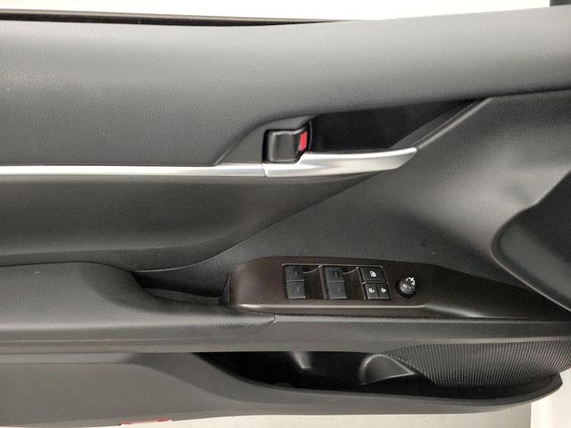 Photo of 2024 White Toyota Camry