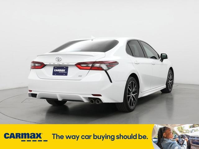 Photo of 2024 White Toyota Camry
