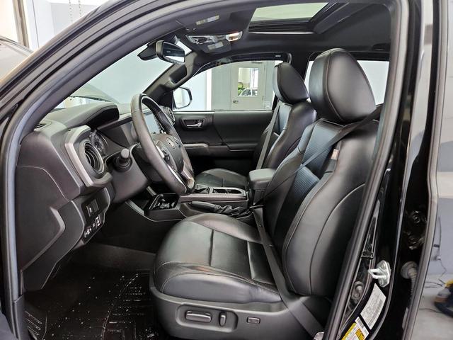 Photo of 2022 Black Toyota Tacoma