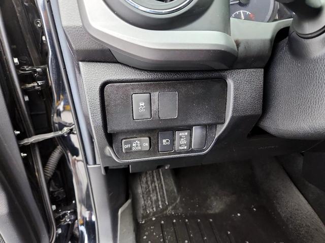 Photo of 2022 Black Toyota Tacoma