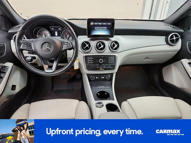 Photo of 2017 White Mercedes-Benz GLA 250