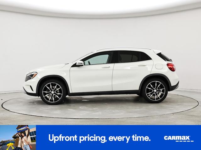 Photo of 2017 White Mercedes-Benz GLA 250