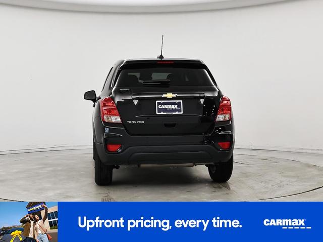 Photo of 2021 Black Chevrolet Trax