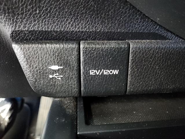Photo of 2018 Gray Toyota Camry
