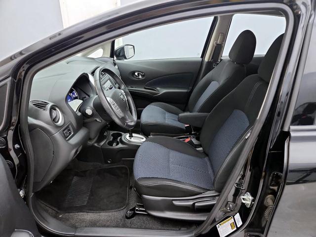 Photo of 2019 Black Nissan Versa Note