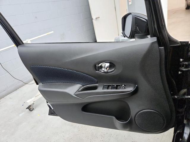 Photo of 2019 Black Nissan Versa Note
