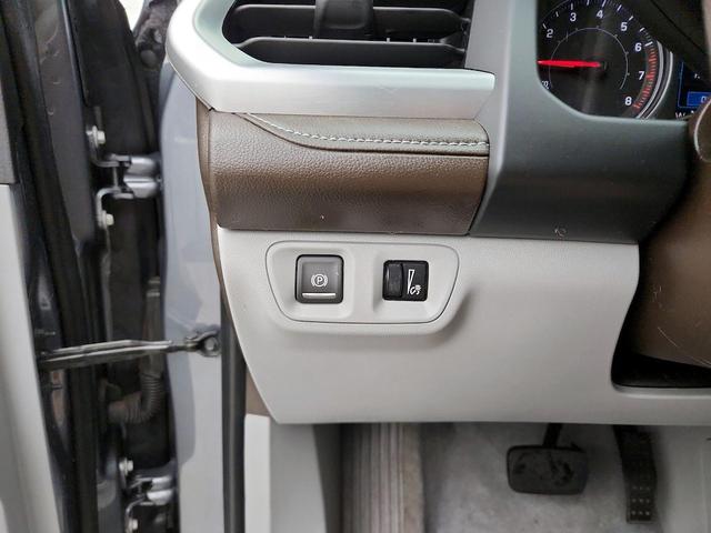 Photo of 2021 Gray GMC Acadia