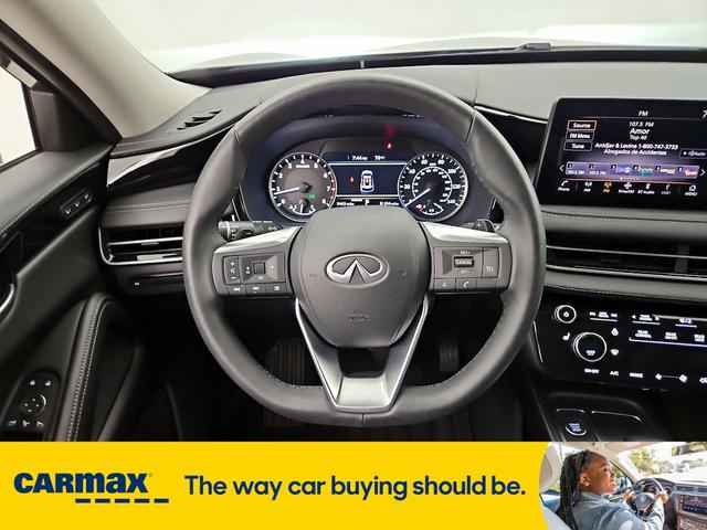 Photo of 2025 Black INFINITI QX60