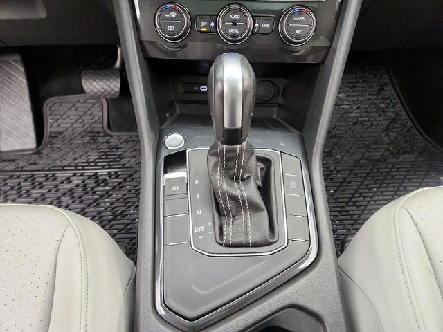 Photo of 2021 Black Volkswagen Tiguan