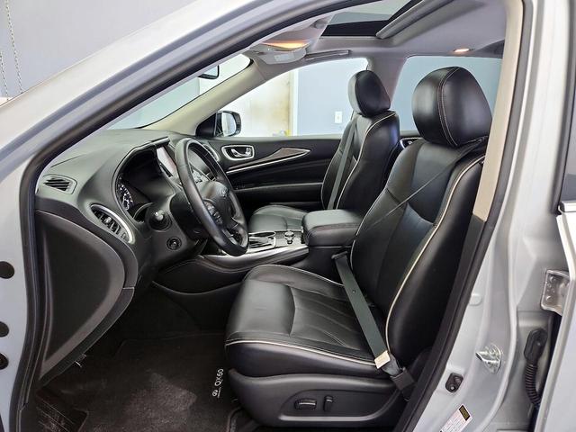 Photo of 2018 Gray INFINITI QX60