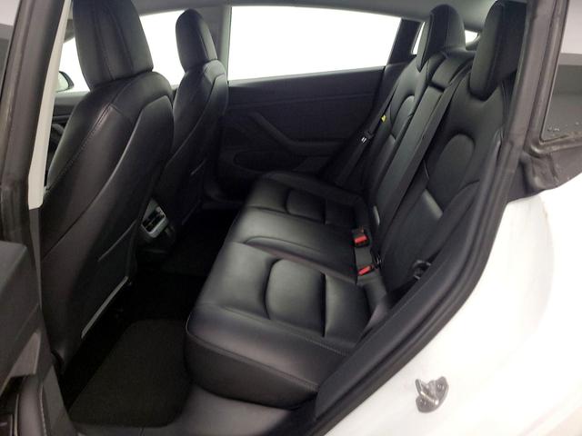 Photo of 2020 White Tesla Model 3