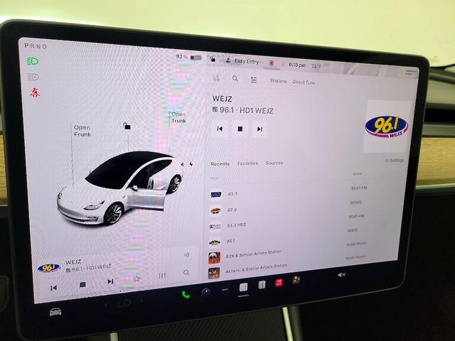 Photo of 2020 White Tesla Model 3