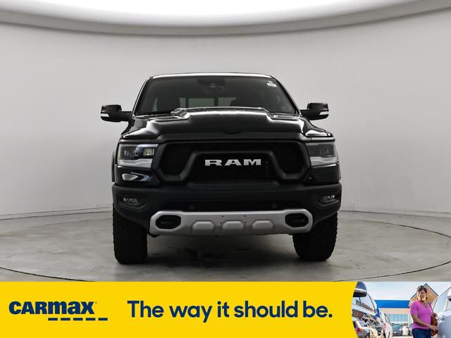 Photo of 2022 Black RAM 1500