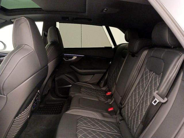 Photo of 2021 Silver Audi SQ8