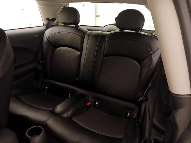 Photo of 2016 Tan MINI Hardtop