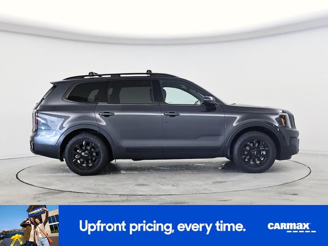Photo of 2024 Gray Kia Telluride