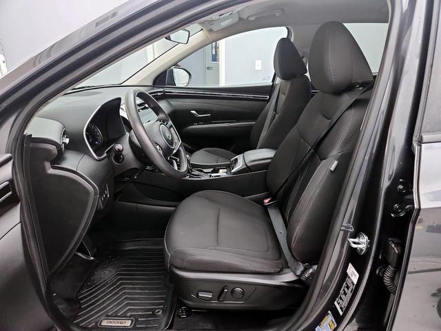 Photo of 2023 Gray Hyundai TUCSON