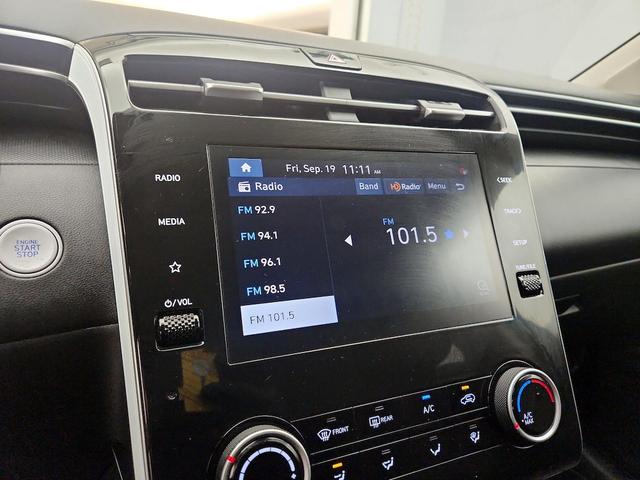 Photo of 2023 Gray Hyundai TUCSON