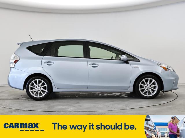 Photo of 2013 Blue Toyota Prius v