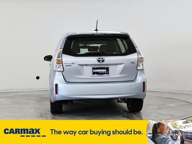 Photo of 2013 Blue Toyota Prius v