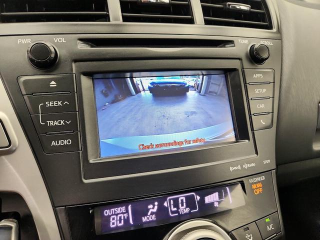 Photo of 2013 Blue Toyota Prius v