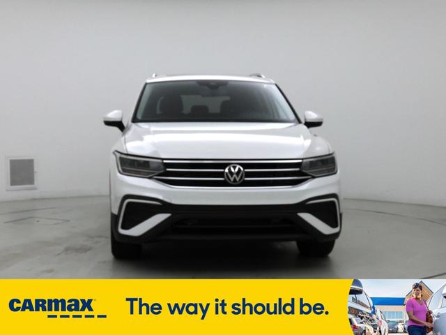 Photo of 2023 White Volkswagen Tiguan